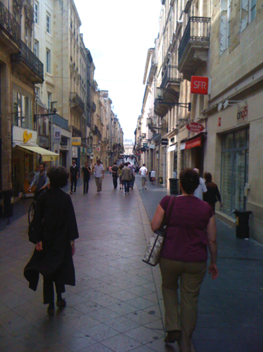 typical Bordeaux Street